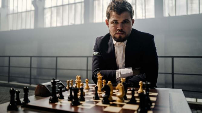 Szachista Magnus Carlsen jako ambasador Unibet