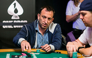 Tony Bloom podbija stawkę przy stole do pokera